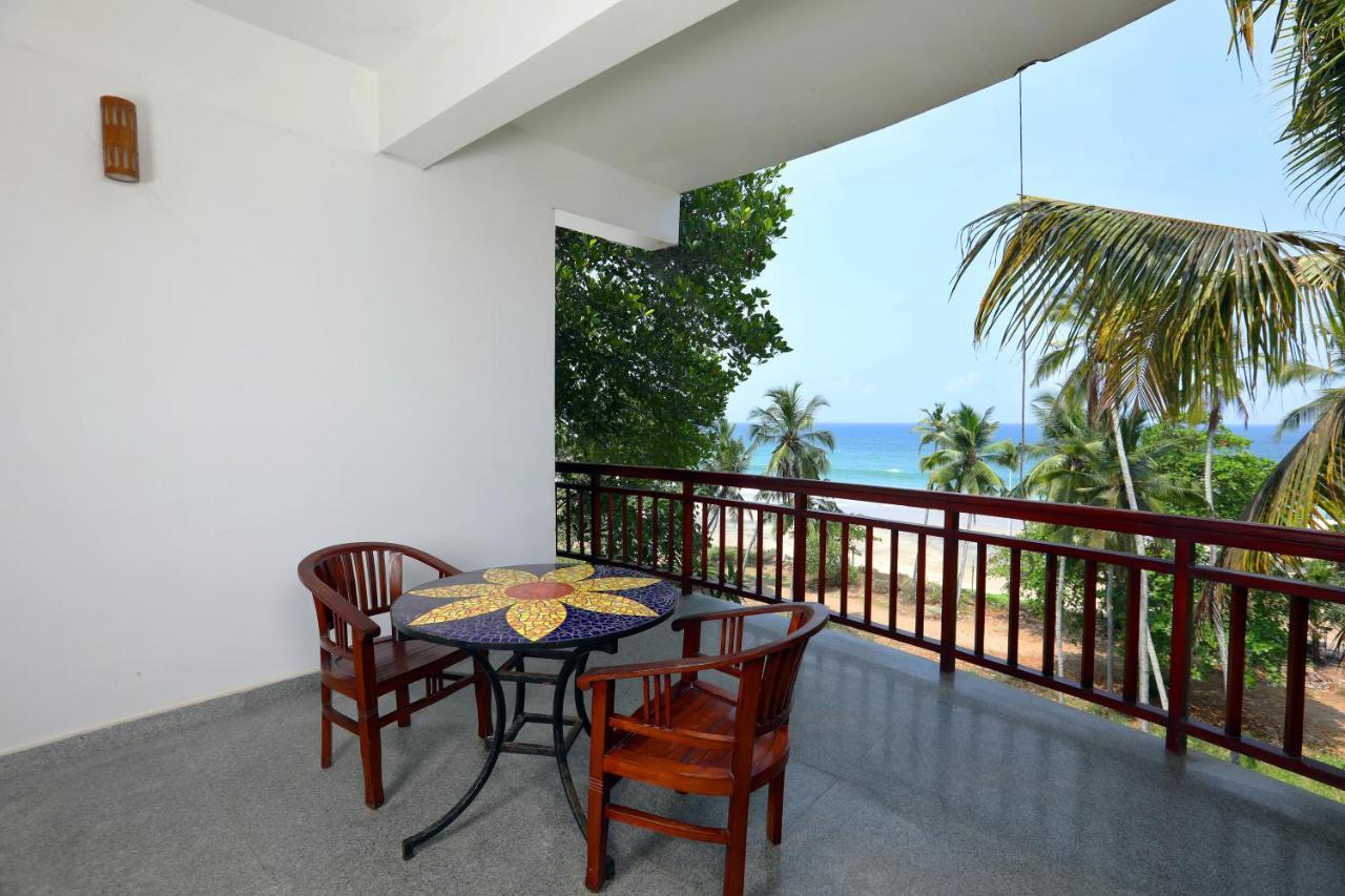 Getaway Beach Resort Kovalam Esterno foto