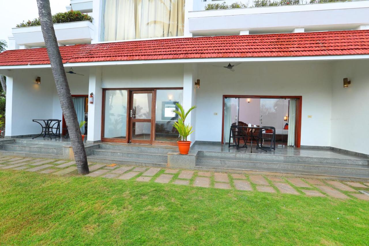 Getaway Beach Resort Kovalam Esterno foto