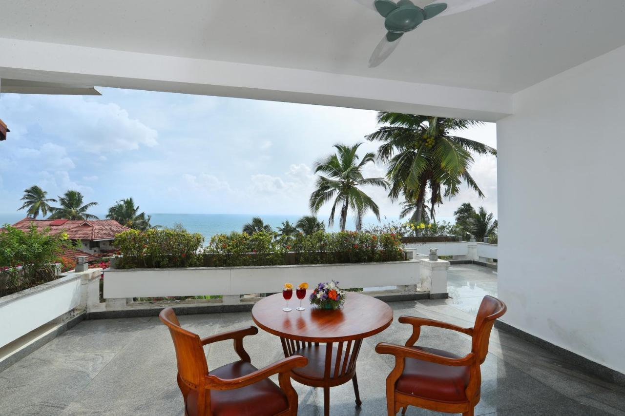 Getaway Beach Resort Kovalam Esterno foto