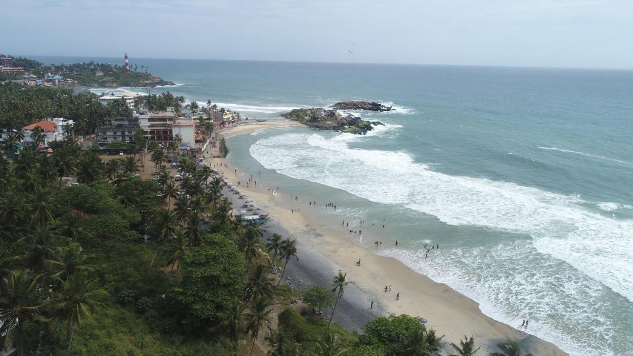Getaway Beach Resort Kovalam Esterno foto