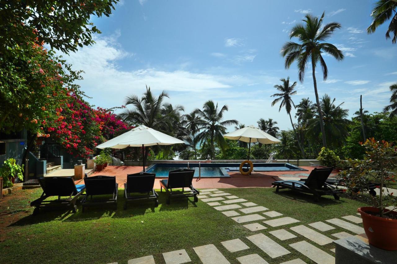 Getaway Beach Resort Kovalam Esterno foto