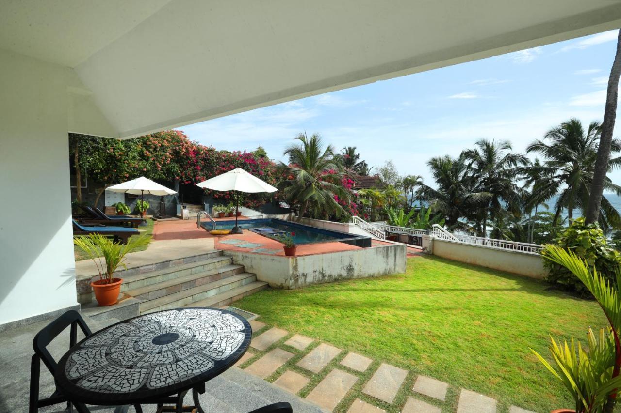 Getaway Beach Resort Kovalam Esterno foto