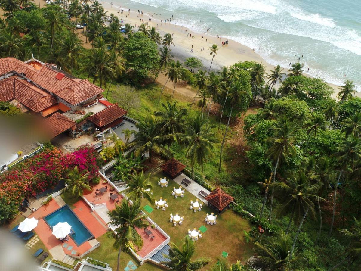 Getaway Beach Resort Kovalam Esterno foto
