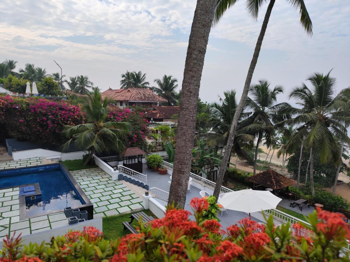 Getaway Beach Resort Kovalam Esterno foto