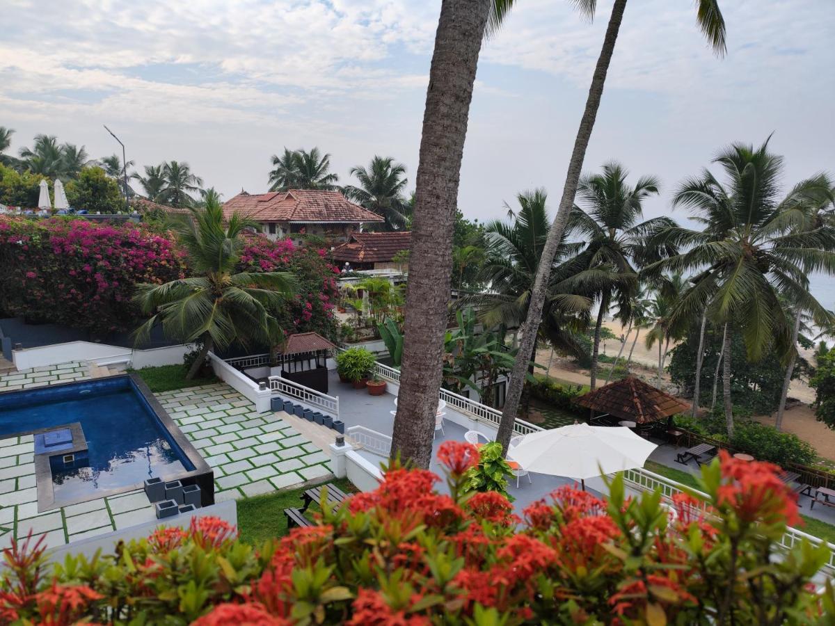 Getaway Beach Resort Kovalam Esterno foto