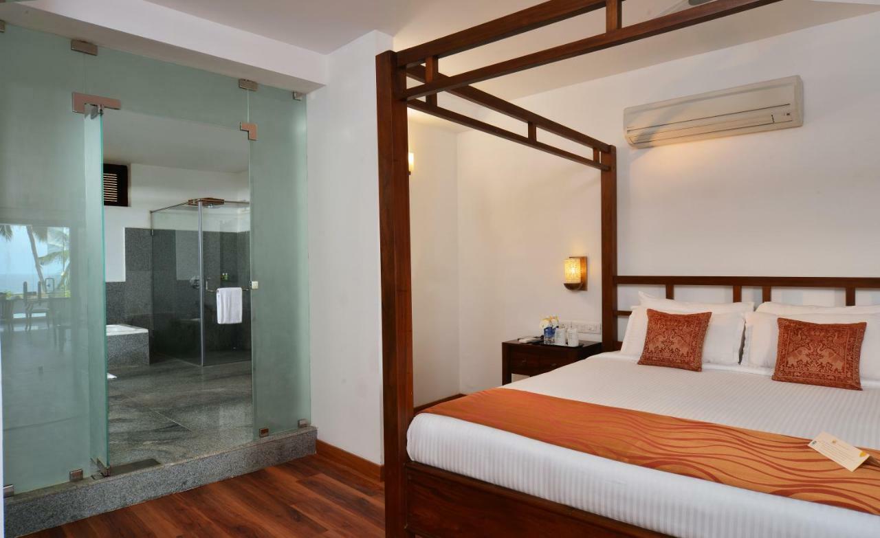 Getaway Beach Resort Kovalam Esterno foto
